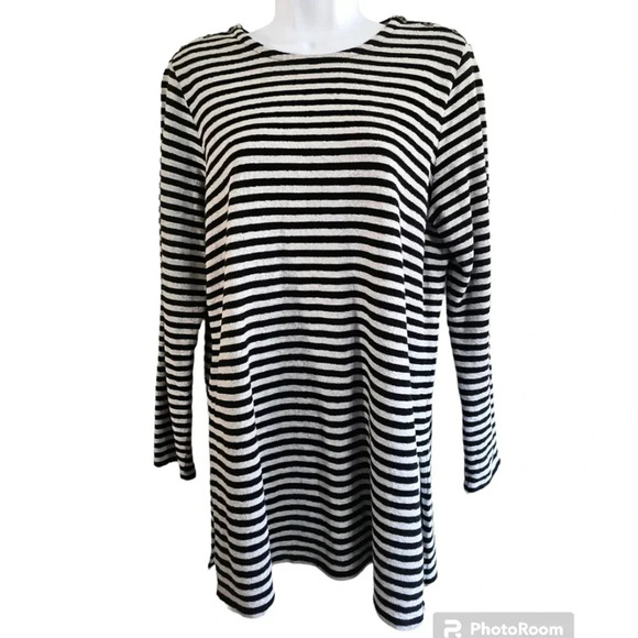 J. Jill Medium Black Grey Striped Button Shoulder Sweater Artsy Lagenlook Preppy - Picture 1 of 8